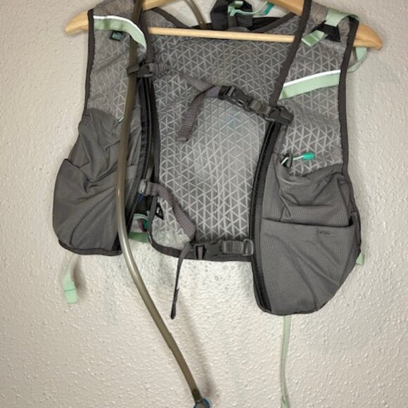 REI Swiftland Hydro 5L Running Vest Size 2x/3x - Picture 1 of 10